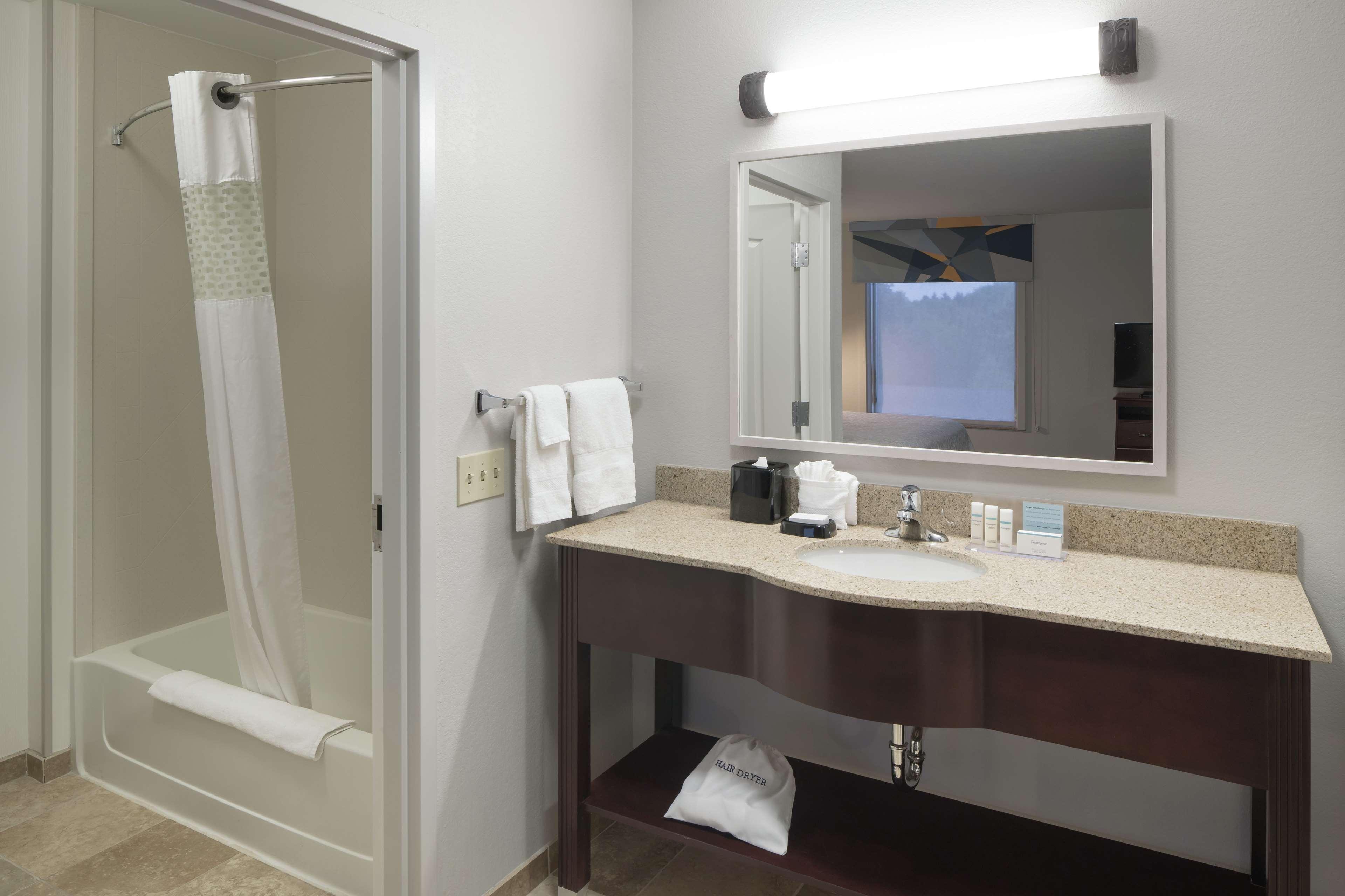 Hampton Inn & Suites Rochester-North Eksteriør billede